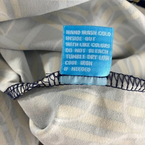 J.‎ McLaughlin Top Women's Medium Catalina Cloth Floral Plaid 3/4 Sleeve - Picture 7 of 7